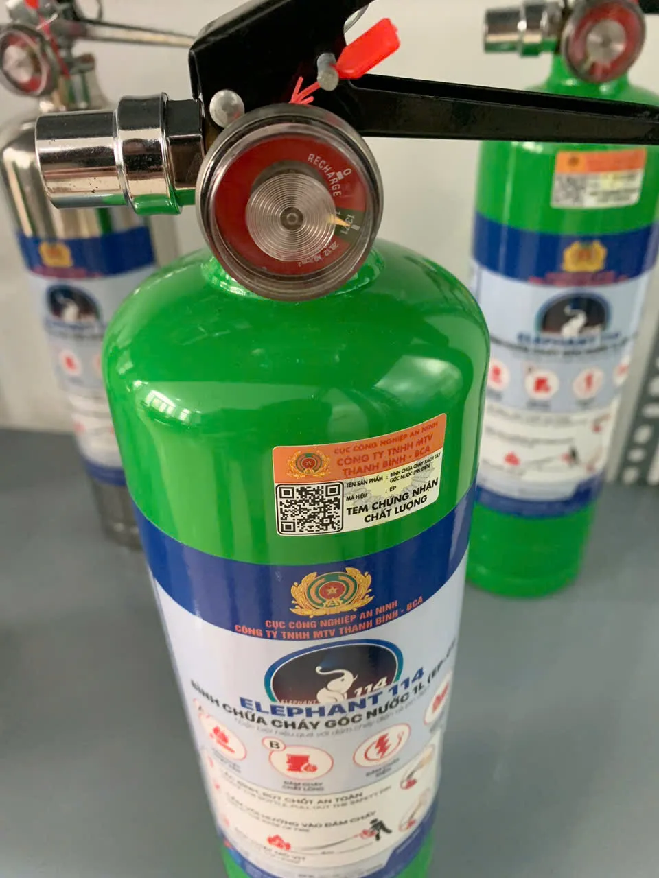 binh-chua-chay-goc-nuoc-3L-Elephant-114-EF-03-jpg